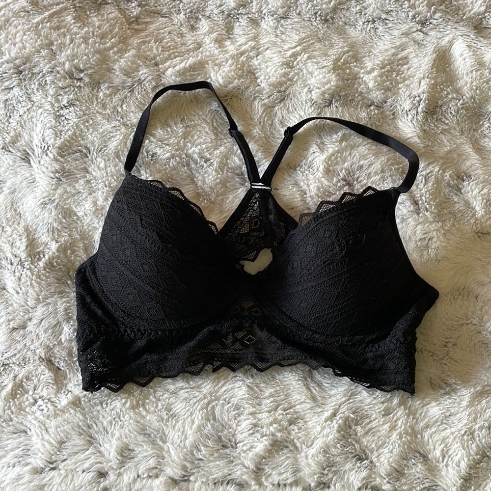 PINK Victorias Secret Size Small padded bra, lace, racer back NWOT everyday